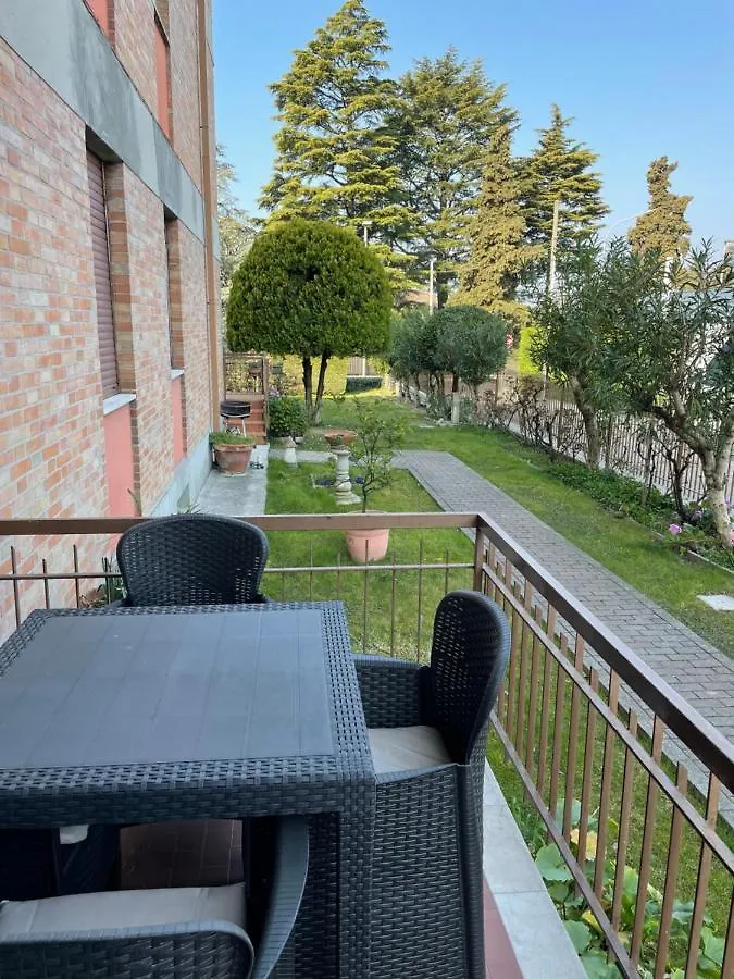 Magic Apartments Bardolino 0*,